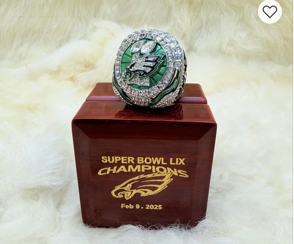 Philadelphia Eagles Super Bowl Replica Ring With Expanding Wings And Display Box - Image 1 of 4