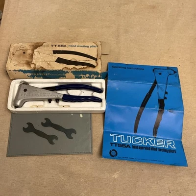 Vintage Tucker Pop Rivet Gun - TT55A Boxed With Instructions A fantastic item  - Image 1 of 4