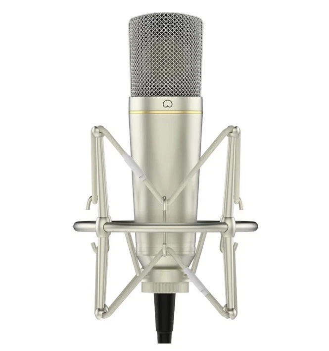 MA-67 Studio Condenser Microphone with Pop Filter and XLR Cable - Image 1 of 4