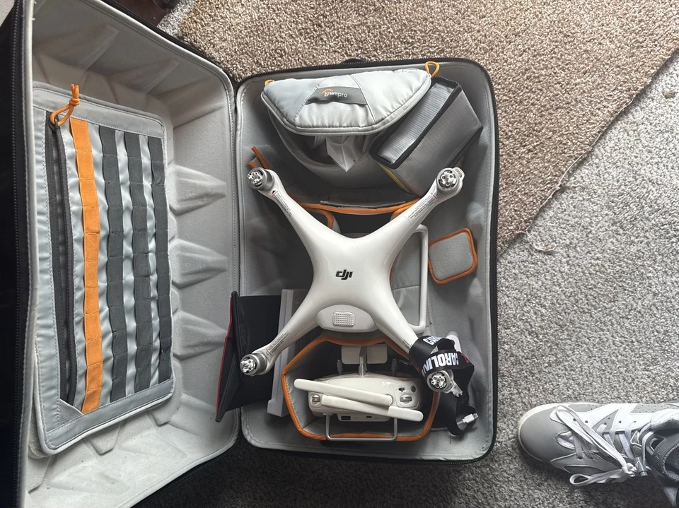 DJI Phantom 4 pro drone  - Image 1 of 4