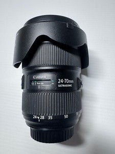 Canon EF 24-70 mm F/2.8L II USM Lense - Black - Mint Condition