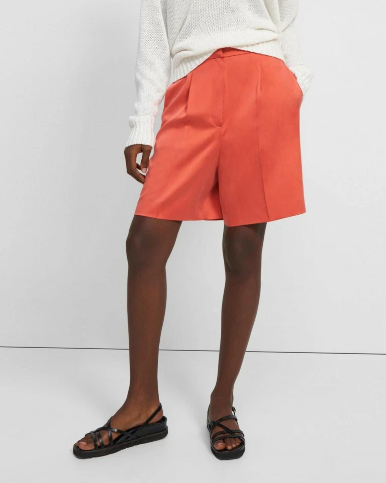 THEORY PLEATED SHORTS*******SIZE: 00 - Image 1 of 4