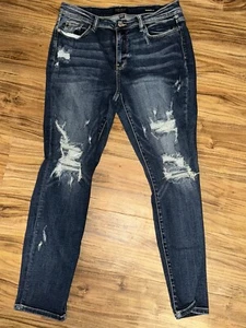 Judy Blue The Boyfriend Fit Blue Jeans Size 15/32 Destroyed - Picture 1 of 4