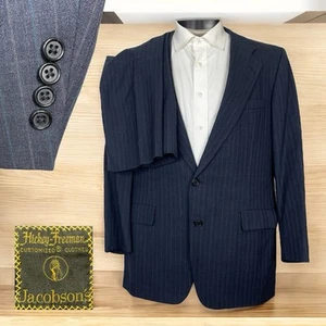 Traje de 2 piezas para hombre Hickey Freeman hecho en EE. UU. 42R 44R azul marino a rayas - Imagen 1 de 15