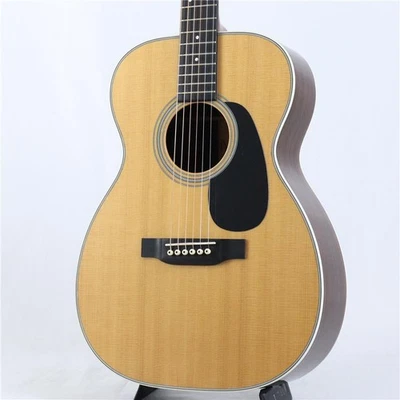 Martin 00-28 Standard 2017 - Image 1 of 4