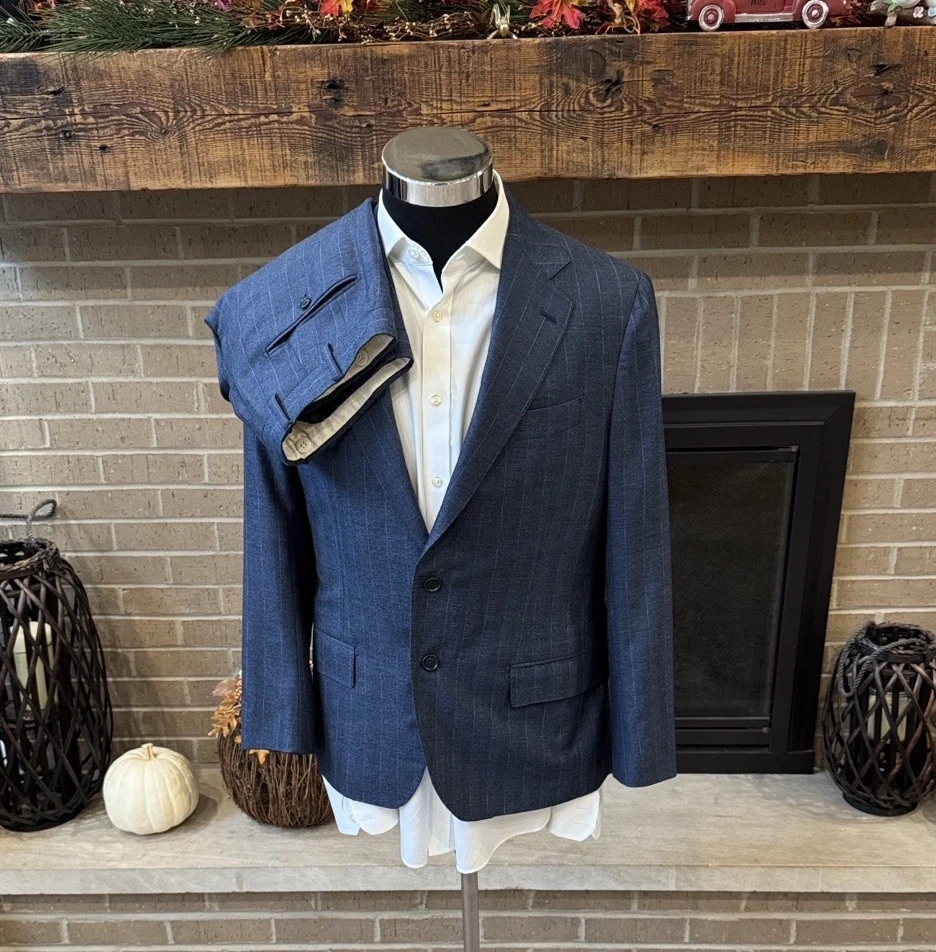 Paul Stuart mens 38S blue stripe 100% wool 2-button suit w/ trousers EUC - Image 1 of 4