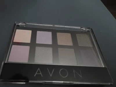 AVON True Color 8-in-1 Eyeshadow Palette in "Plum Essentials" - Image 1 of 4
