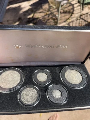 西班牙Reale类型套装,5枚硬币,不同年份,带盒 — 第 1/4 张图片