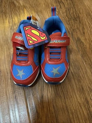 Zapatillas Superman rojas y azules iluminadas para niños pequeños talla 6 Foto 1 de 4