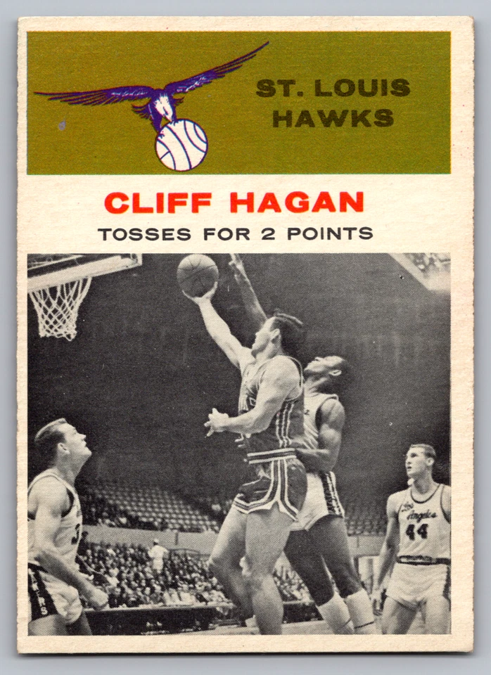 1961-62 FLEER #53 CLIFF HAGAN TOSSES FOR 2 POINTS W/JERRY WEST & ELGIN BAYLOR - Image 1 of 3