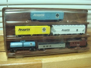 Bachmann N Scale 5 Anaprox Rx PROMO FREIGHT CARS+ ATSF Caboose OB VG+Deal! - Picture 1 of 5
