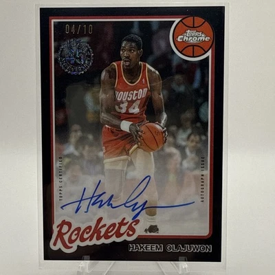 Paquete de baloncesto cromado plateado Topps 2025-26 Hakeem Olajuwon automático negro 4/10 Foto 1 de 2