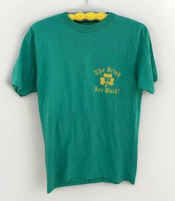 Camiseta De Colección The Irish Are Back ND Notre Dame Puntada Única Hecha en EE. UU. Talla L Foto 1 de 4