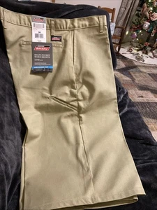 Genuine Dickies 38 Waist Multi-Pocket Work Shorts 15” Inseam Relaxed Fit - Picture 1 of 8