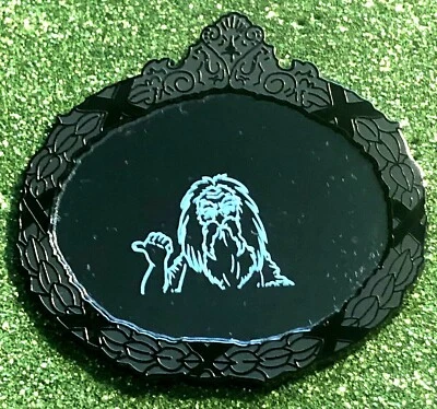 ESPELHO MANSÃO ASSOMBRADA COLEÇÃO ATRAÇÃO ASSOMBRADA DISNEY 2005 GUS LE 500 PIN - Imagem 1 de 2