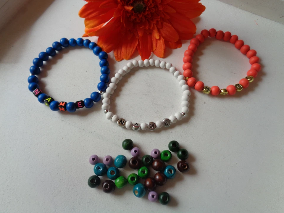 Armband Holzperlen mit Wunschnamen verschiedene Varianten - Bild 1 von 1