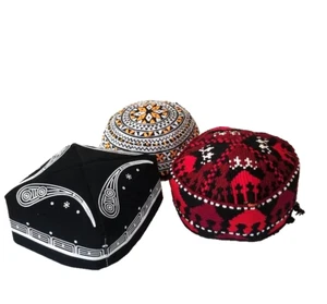 SELECTION OF THREE SMALL CENTRAL ASIAN HATS -UZBEK/TURKMEN/AFGHAN - Picture 1 of 7