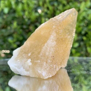 176.0g 8x6x5cm Gold Yellow Honey Calcite from China - Picture 1 of 4