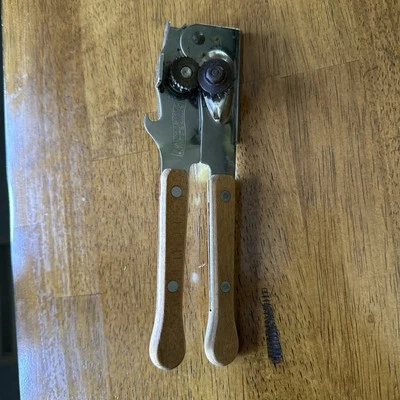 SWINGAWAY Manual Can Opener Vintage 80’s Rare Wood Handles Heavy Duty USA - Image 1 of 4