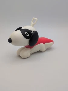 🎅🏽 FIGURA DE SUPERHÉROE VOLADOR PEANUTS SNOOPY PERSONALIZADO ADORNO DE NAVIDAD - Imagen 1 de 5
