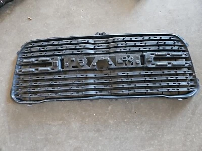 19-24 RAM 2500 3500 4500 Big Horn Laramie parrilla radiador delantero 6NB53TRMAC Foto 1 de 4