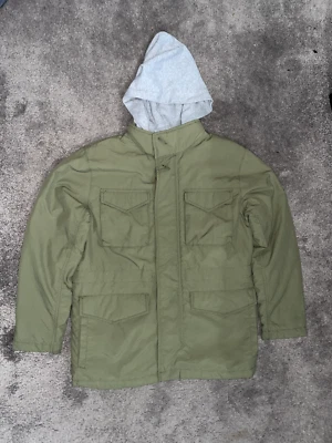 Gap Kids Green Army Full-Zip Hooded Jacket Size XL (12-13) - Used Condition  - Image 1 of 4