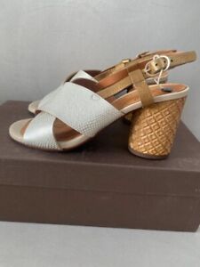 Chie Mihara Giles platinum leather heeled sandal Size EU 36, UK 3.5