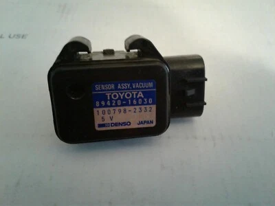 Toyota Paseo 1991-95 1991-94 Tercel sensor de mapa genuino # 89420-16030  Foto 1 de 3