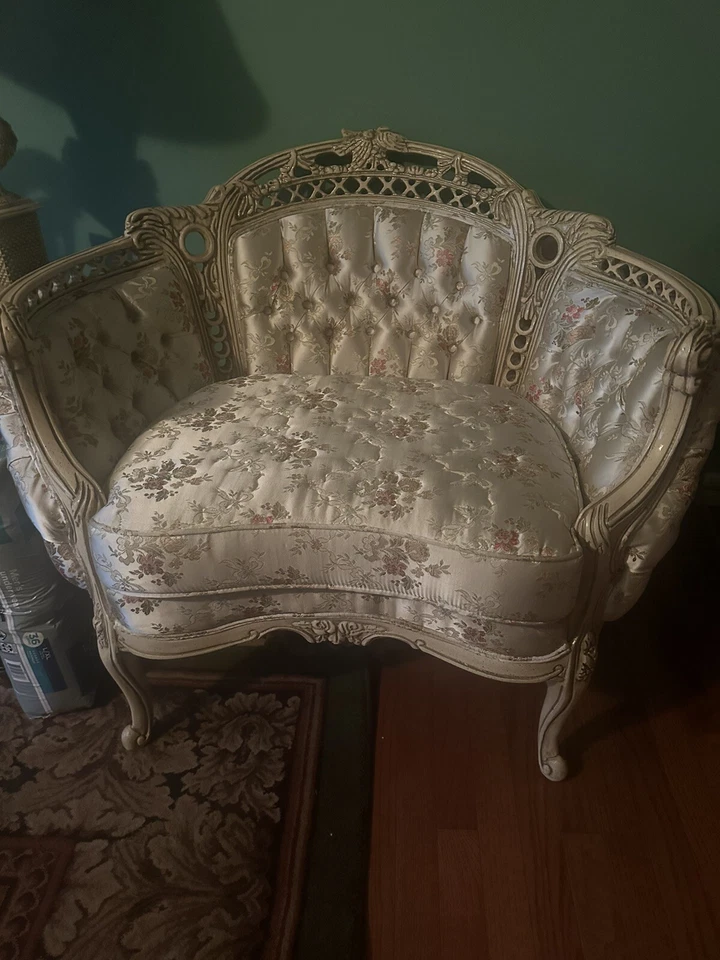 Silla muebles Hollywood Regency. Hermoso y cómodo. Limpio Foto 1 de 4