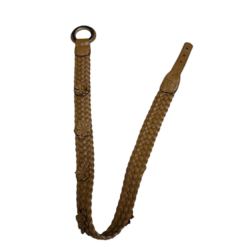 Cinturón de cuero trenzado Brighton tostado/camello con detalles florales y hebilla plateada-talla 34 Foto 1 de 4