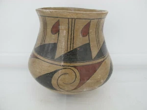 CASA Grande Mexico ROLLING CLOUD Geometric Terracotta Pot with Flared Rim - Bild 1 von 8