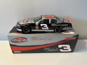 1/24 DALE EARNHARDT #3 THE VICTORY LAP / 7X CHAMPION  2003 ACTION NASCAR DIECAST - Picture 1 of 2