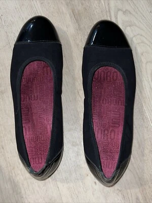 Munro Black Patent Leather and Nylon Fabric Shoes Size 9 M - Image 1 of 4