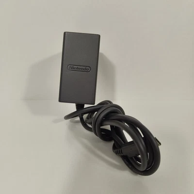 Cargador Original Nintendo Switch Adaptador de Fuente de Alimentación AC USB-C Original OEM Foto 1 de 2