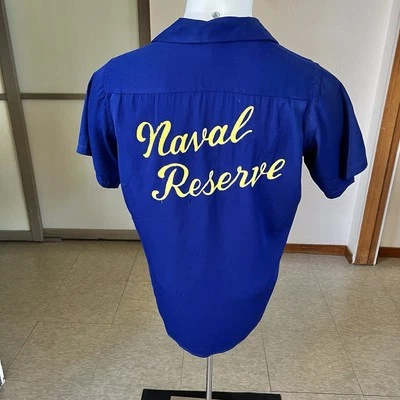 Camisa de boliche bordada con puntada de cadena de reserva naval rayón vintage de los años 50 S Foto 1 de 4