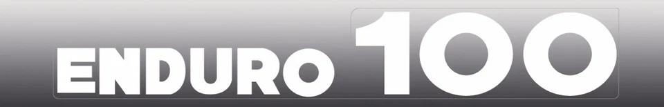 YAMAHA 1975 VINTAGE (1976 ?) DT100 DT 100 ESCUDO DE ESCAPE TANQUE DE ACEITE CALCOMANÍA GRÁFICA Foto 1 de 1