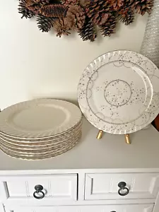 Anthropologie Celine Dinner Plates, Set of 8 - Stoneware, Gold Details RARE - Picture 1 of 11