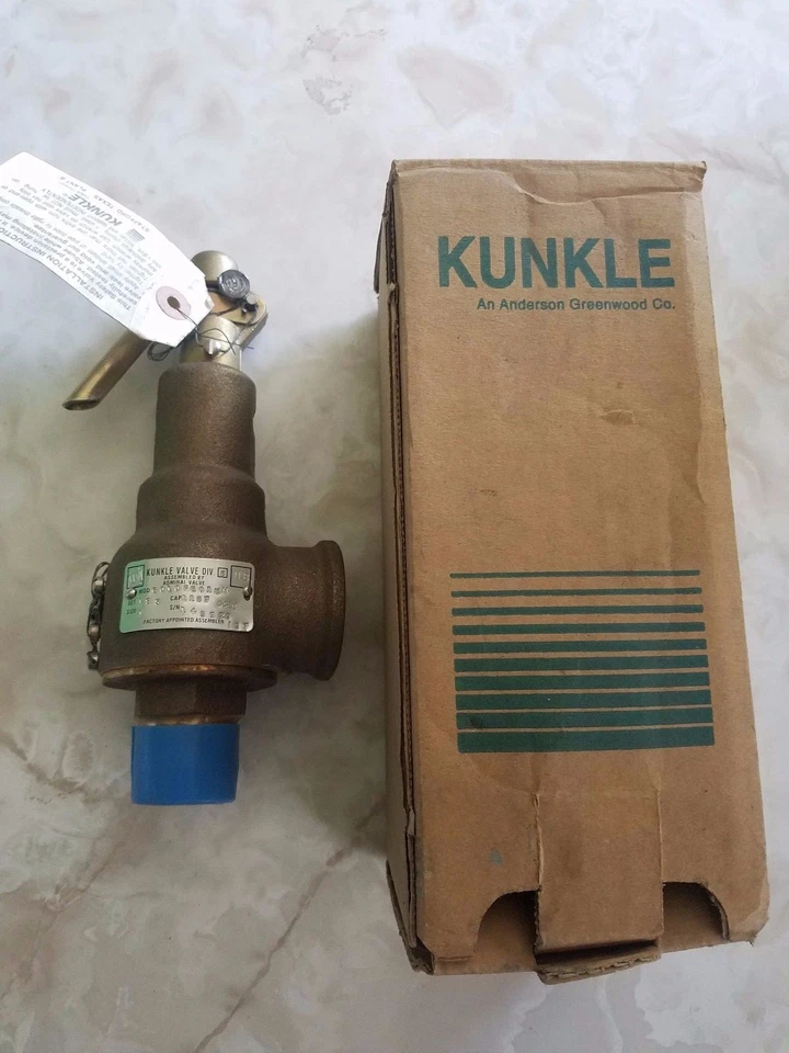 NEW IN BOX 164533 Kunkle 6010FE01-KM Pressure Safety Valve, 120lbs, 1" x 1-1/4" - Image 1 of 4