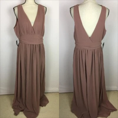NWT Charlotte Russe Maxi Dress XL Womans Blush Pink V-Neck Sleeveless Front Slit - Image 1 of 4