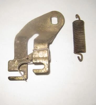 1981 YAMAHA TRI MOTO YT125 REAR BRAKE LEVER ARM Foto 1 de 4