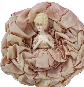 Antigua media muñeca Budoir K G 1925 tiza para alfiletero con vestido - Imagen 1 de 12
