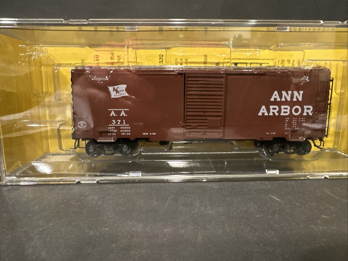 Kadee HO scale 5002 - 40' PS-1 Boxcar Single 8' Youngstown Virginian Rd #63226 Kadee HO scale 5002 - 40' PS-1 Boxcar Single 8' Youngstown Virginian Rd #63226