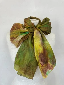 Vintage Silk Neck Scarf Head Scarf Rectangle Green Tie Dye Boho Hand Rolled - Picture 1 of 5