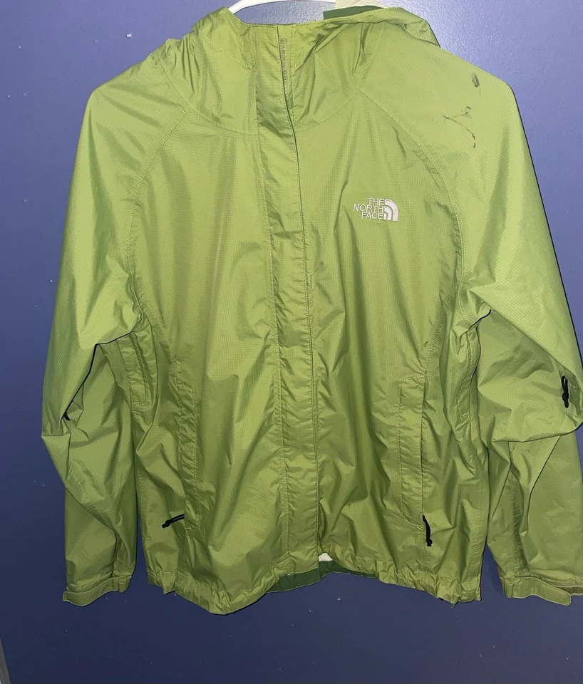The North Face Venture 2 Waterproof Dryvent Hooded Rain Jacket Green, Size M - Image 1 of 4