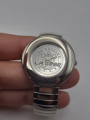 Винтажные женские аналоговые кварцевые часы LA Gear серебристые новый рабочий аккумулятор - Изображение 1 из 4