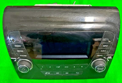 Continental Car Stereo Bluetooth @ Peugeot Boxer III 2021 - Immagine 1 di 4