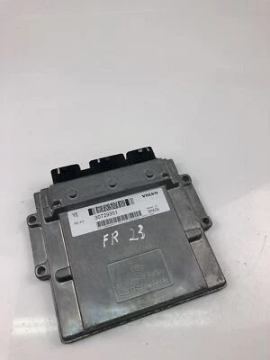 Centralina motore VOLVO V70 III BW ECU 30729351 2008 24341748 - Immagine 1 di 4