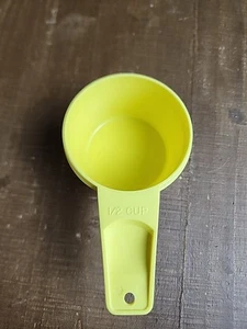 Vintage Tupperware Replacement Measuring Cup - 1/2 Yellow  - Picture 1 of 6