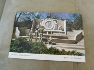 EO SCOUT BSA POSTCARD EAGLE TRIBUTE FOUNTAIN KANSAS CITY FROM PENN STATION NY KS - Picture 1 of 5