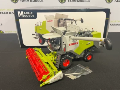 MARGE MODELS 1:32 SCALE CLAAS EVION 430 WITH VARIO 620 HEADER - Image 1 of 2